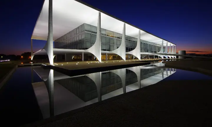 11 pré-candidatos disputam a Presidência da República