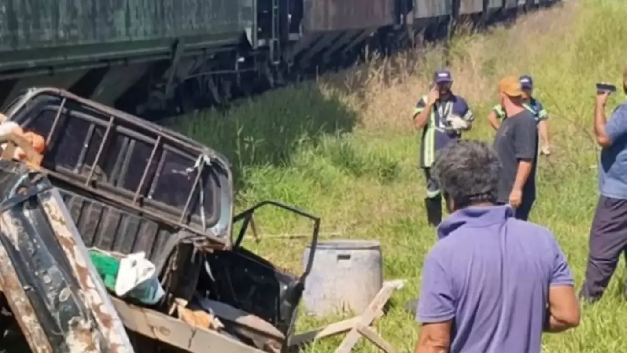 Acidente entre Trem e Carro em Passagem de Nível de Apucarana