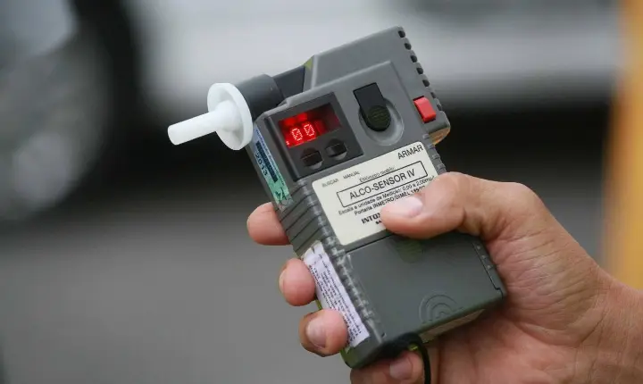 Acidente grave em Apucarana deixa motociclista ferida