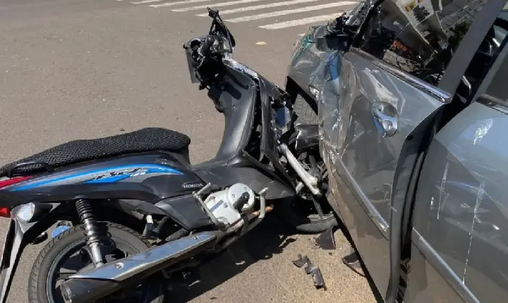 Colisão entre carro e moto mobiliza equipes de segurança em Ivaiporã