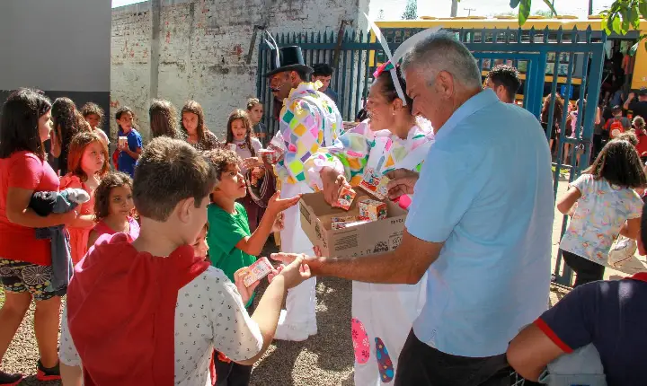 Crianças do CECOM celebram Páscoa com festa, brincadeiras e momentos de alegria em Faxinal