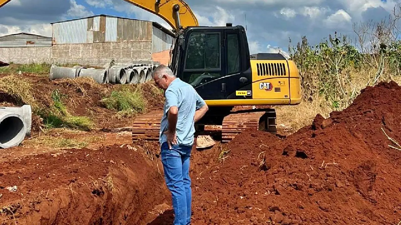Faxinal inicia obras de pavimentação urbana com investimento de R$ 5,7 milhões   
