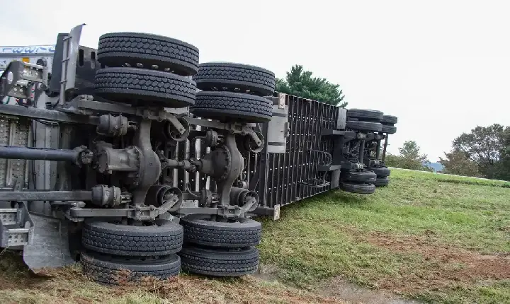 Feriado de Tiradentes tem 84 mortes nas rodovias federais, aponta PRF