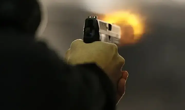 Homem é baleado e perseguido por atiradores em Apucarana