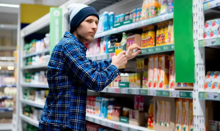 Homem é preso em flagrante por furto em supermercado de Apucarana após reincidência no mesmo dia
