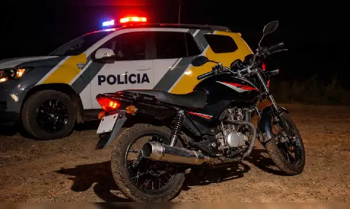 Menor é abordado dirigindo moto irregular em área rural de Cruzmaltina