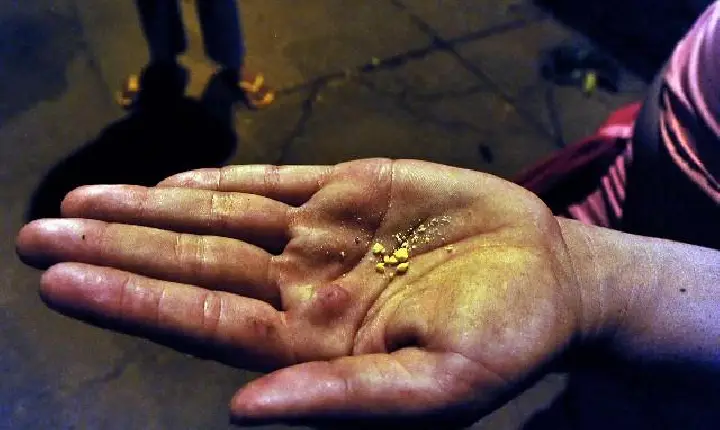 Mulher é presa com crack fracionado em São Pedro do Ivaí