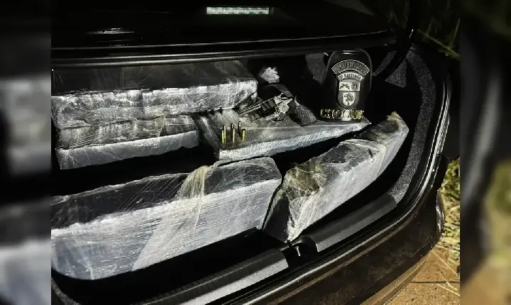 Operação policial em Arapongas termina com dois mortos e 320 kg de maconha apreendidos