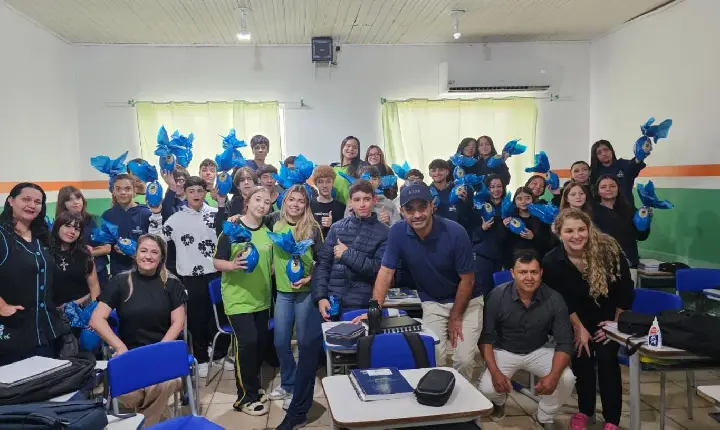 Prefeitura de Mauá da Serra distribui ovos de Páscoa e espalha alegria entre alunos