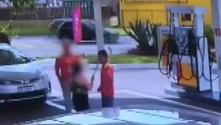 Frentista é ameaçado com facão por cliente em posto de combustíveis em Curitiba