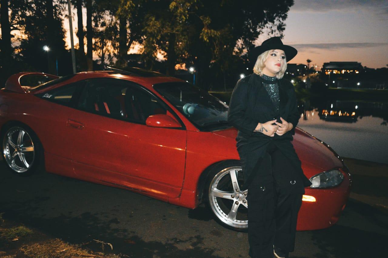 Cantora faxinalense Isa Condelta gravará músicas em Brasília