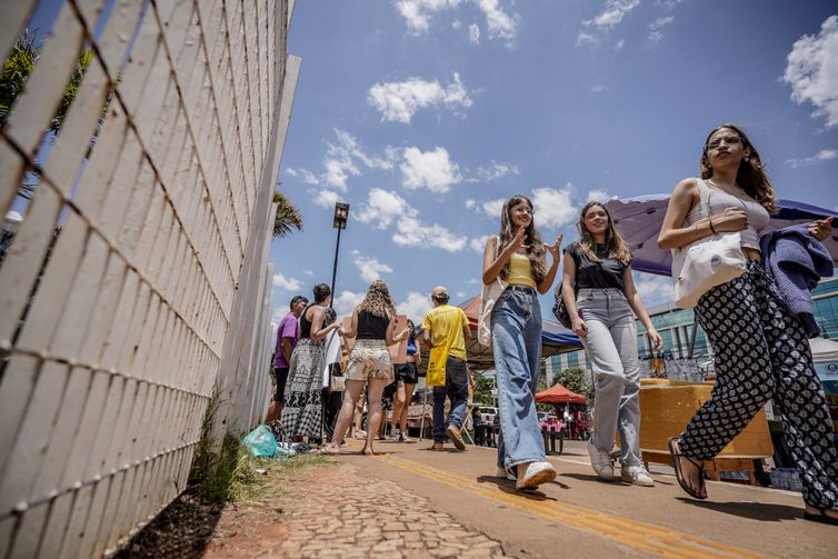 Fies: termina à meia-noite prazo para convocação da lista de espera