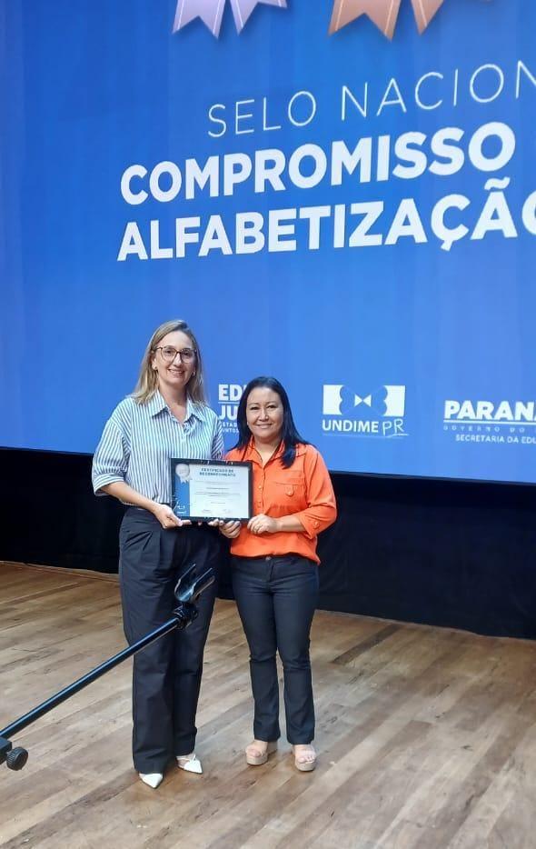 Secretaria Municipal de Educação e Cultura de Faxinal recebe prêmio nacional pelo compromisso com a alfabetização