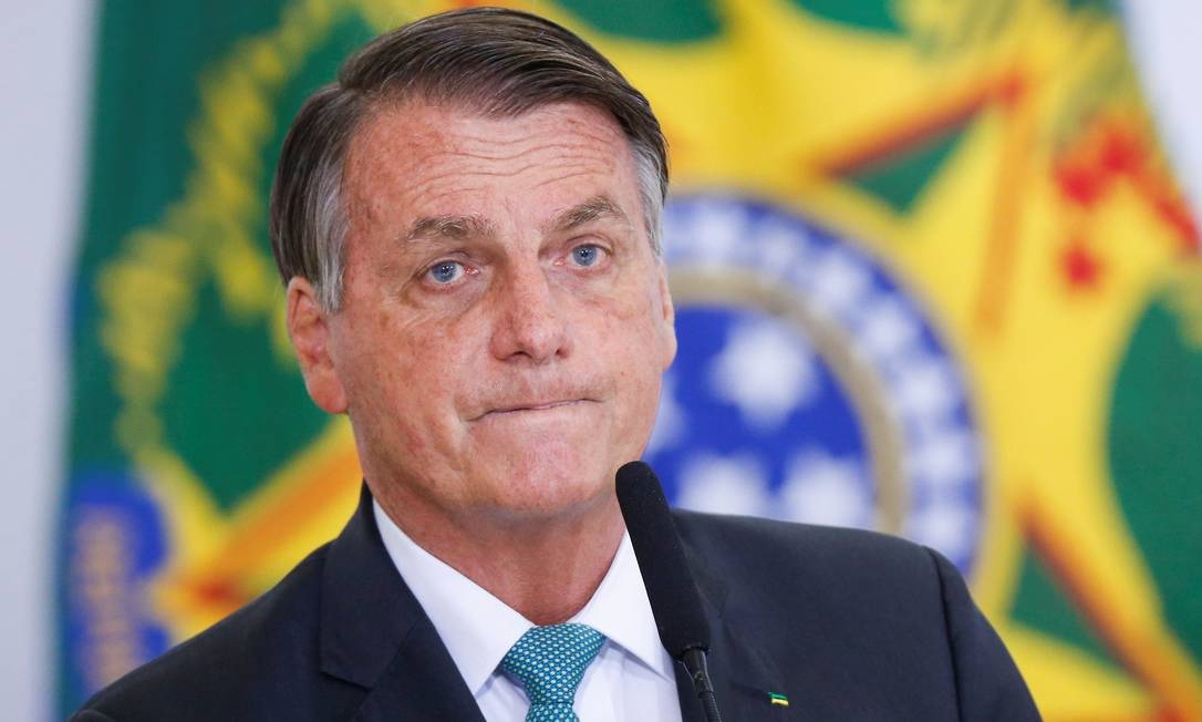 Defesa de Bolsonaro pede anulação da delação de Mauro Cid e troca de relator no STF