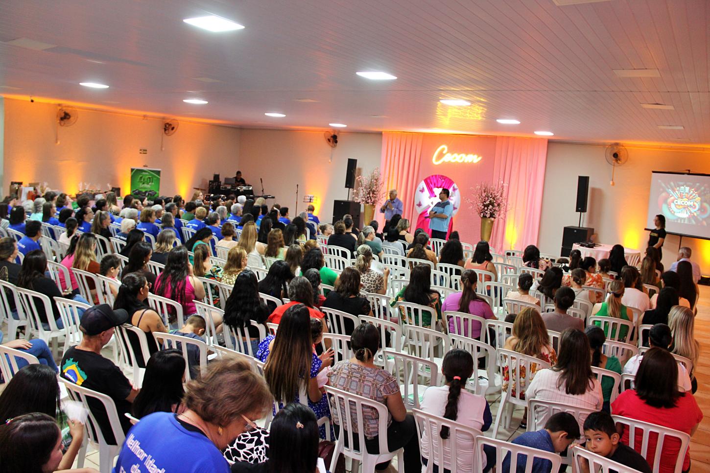 Faxinal celebra Dia da Mulher com noite de homenagens e inspiração