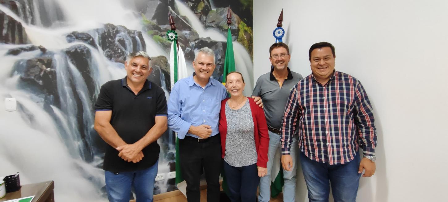 Homenagem em Faxinal: Complexo de Saúde levará o nome do Dr. Milton Gaudêncio Auersvald