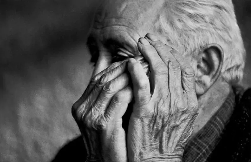 Idoso é roubado e agredido após ser atraído para carro em Apucarana