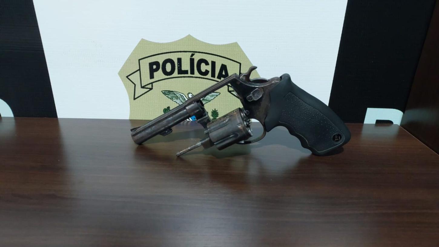 Investigações levam polícia civil a buscar em Faxinal suspeito de feminicídio em Jardim Alegre