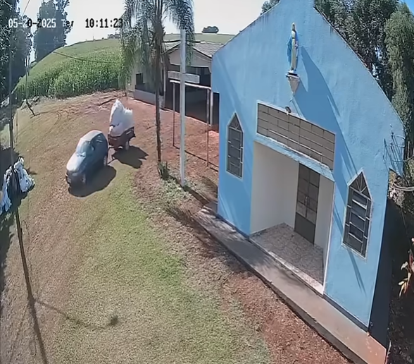 Latinhas recolhidas na Festa de João Vieira em Cruzmaltina é furtado