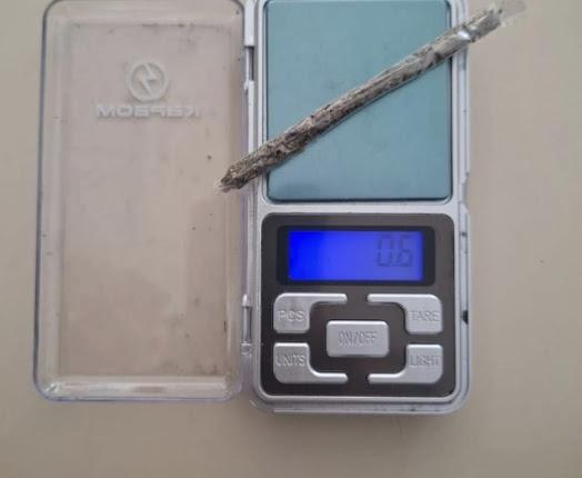 Motociclista é detido com maconha durante abordagem em São João do Ivaí