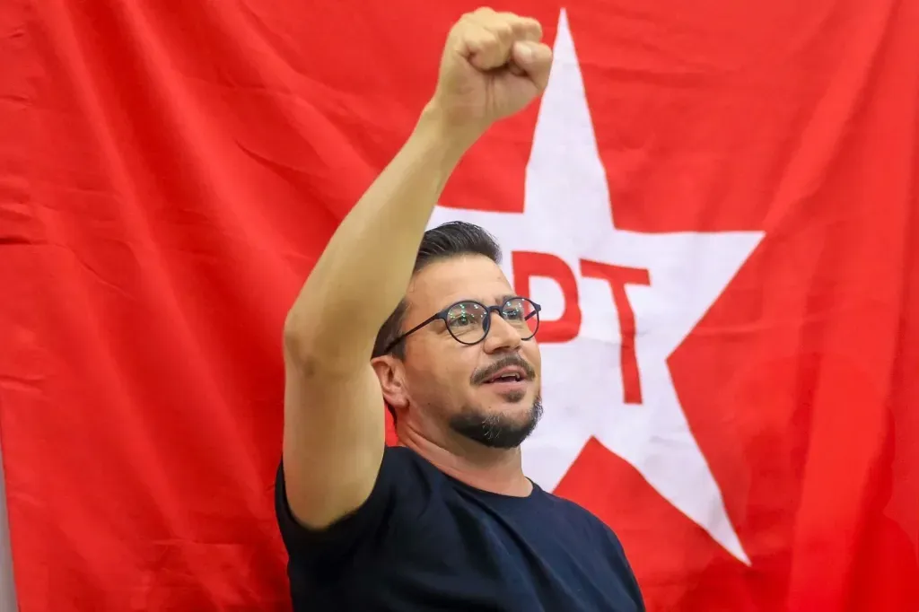 Arilson Chiorato é reeleito presidente do PT no Paraná