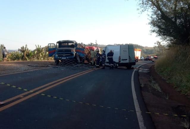 Batida frontal mata motorista de van na saída de Novo Itacolomi para Apucarana