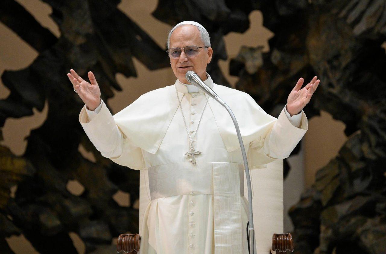 Papa Leão convoca jejum e oração pela paz mundial