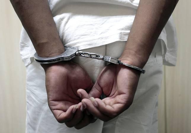 Polícia é chamada para atender briga de casal e encontra procurado em Cambira