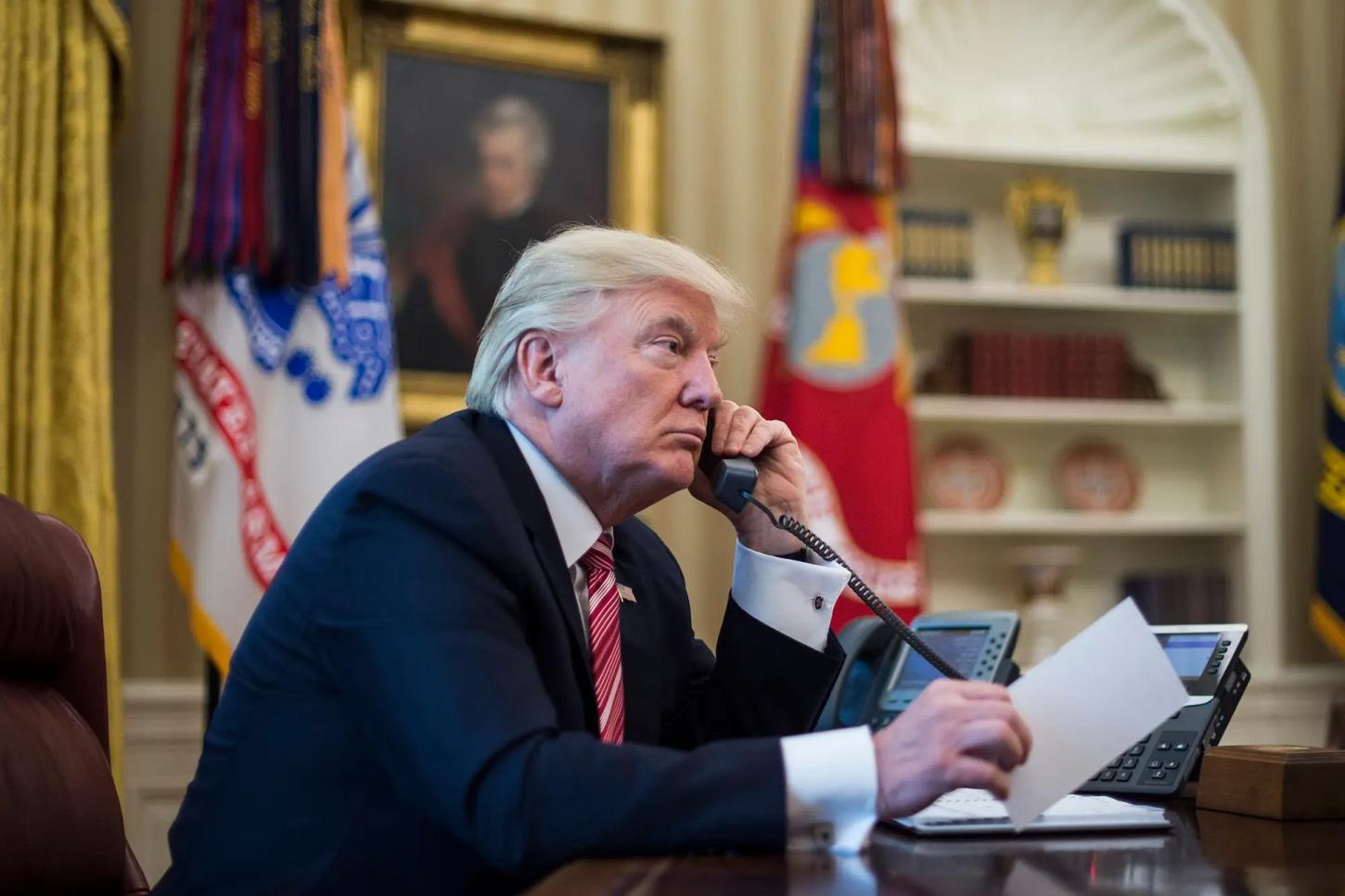 Trump diz aberto ao diálogo com Lula, mas crítica alinhamento com ditaduras mundiais