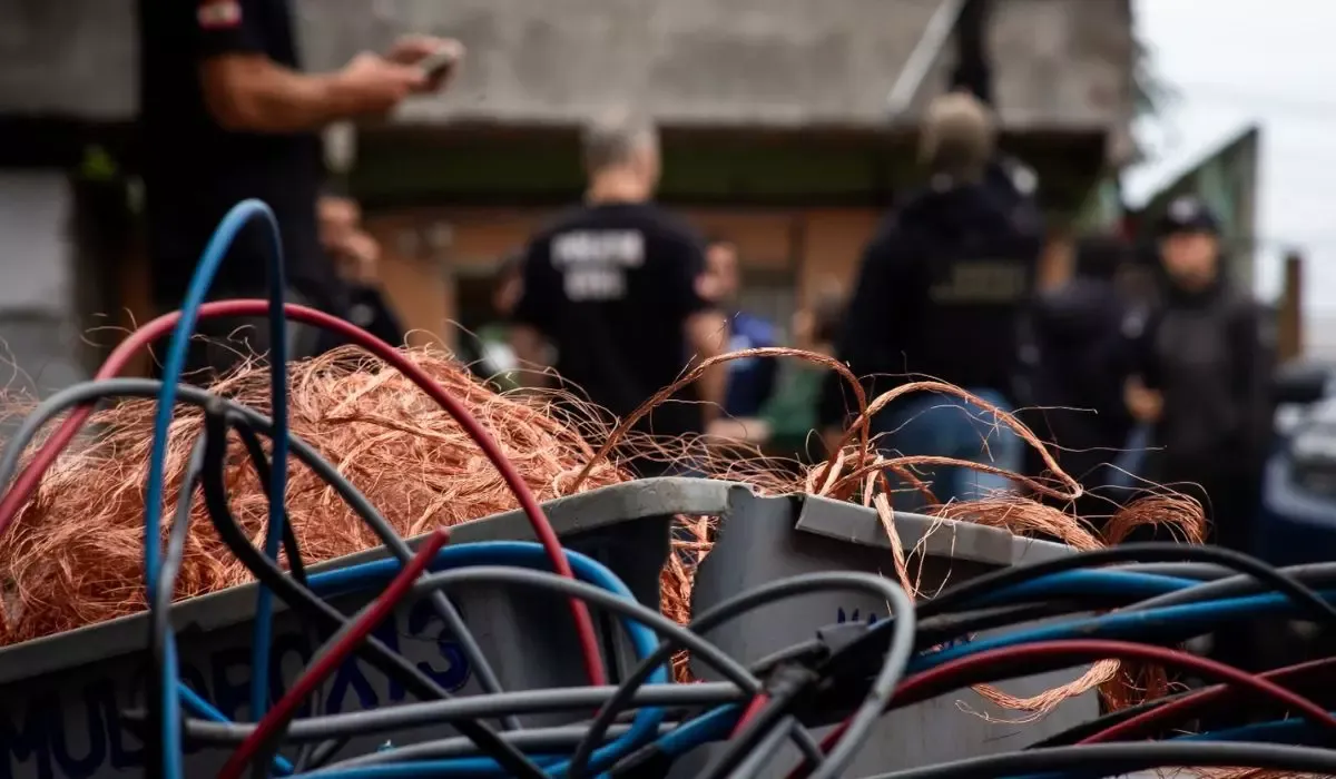 Homem é detido após furto de fios de cobre em Apucarana