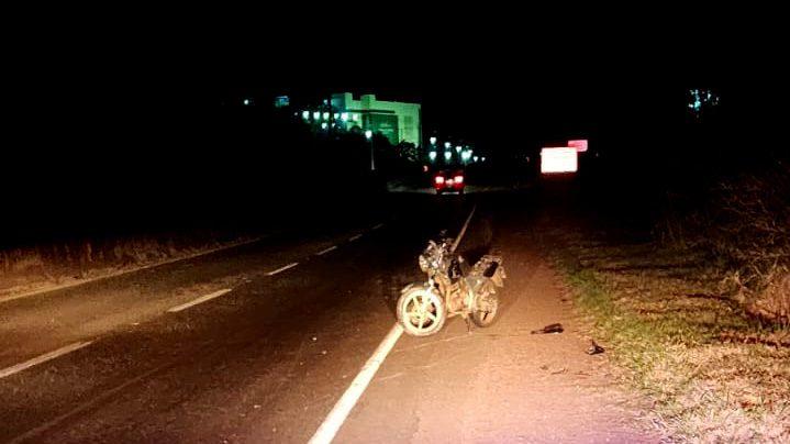 Motociclista morre em acidente próximo a pedágio desativado em Arapongas