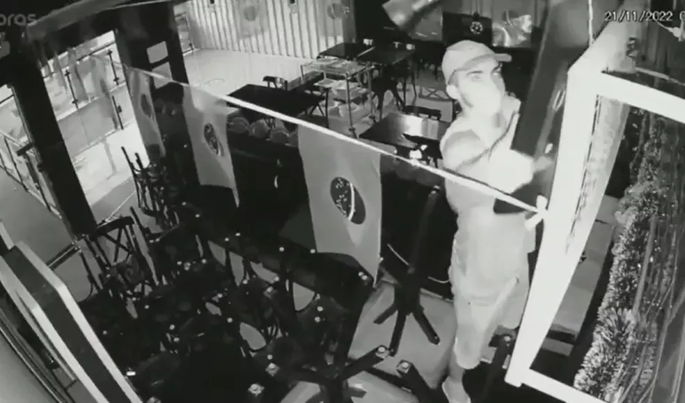 Padaria é arrombada e furtada em Apucarana