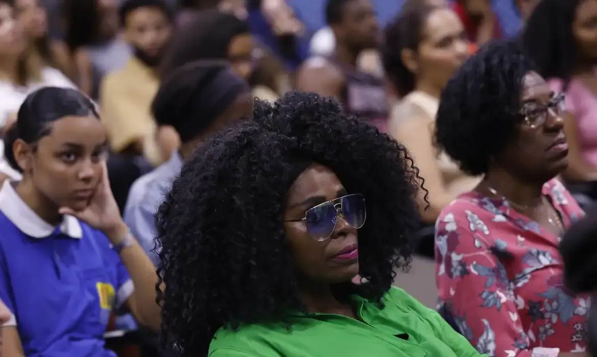 Você é a favor das cotas?