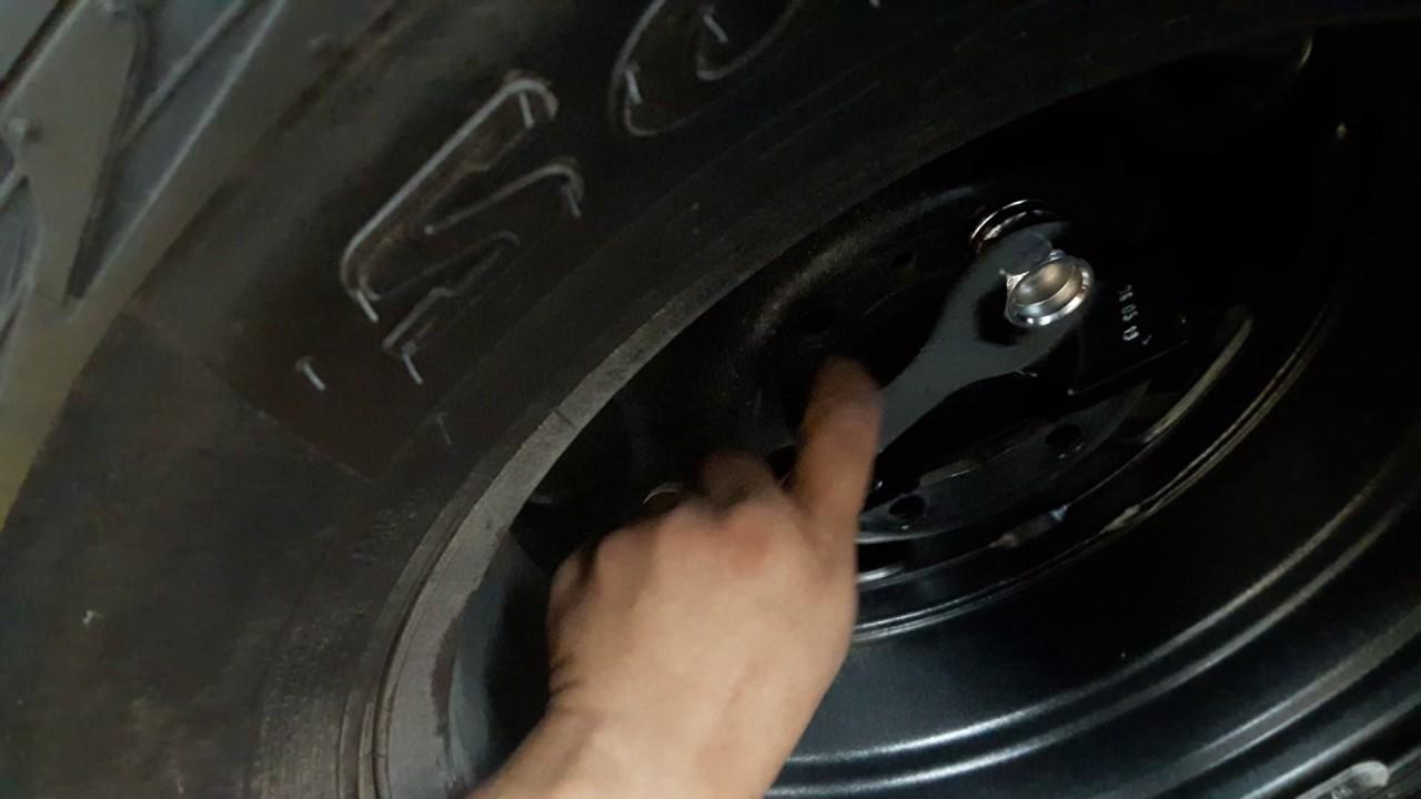 Furto de estepe de caminhão em Mauá da Serra