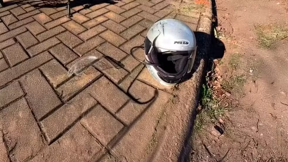 Homem é agredido com capacete por motociclista em Apucarana