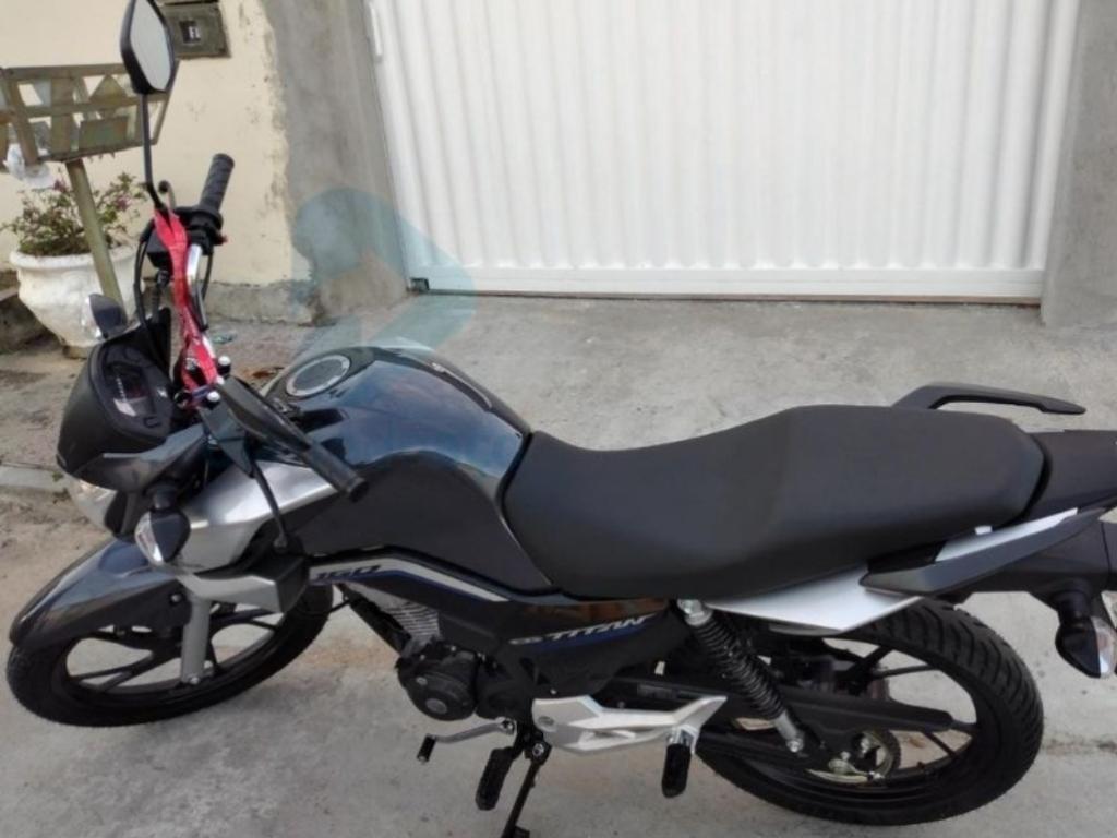 Polícia recupera motocicleta furtada em Apucarana e prende suspeito