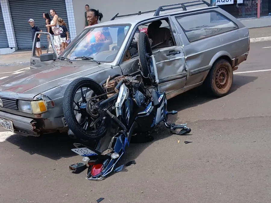 Acidente de trânsito mobiliza bombeiros em Ivaiporã