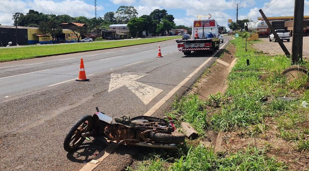 Acidente na BR-376 deixa motociclista ferido em Apucarana