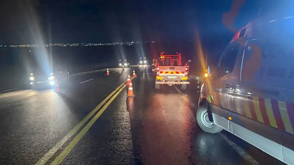 Duas mortes em colisão frontal na PR-445 em Londrina