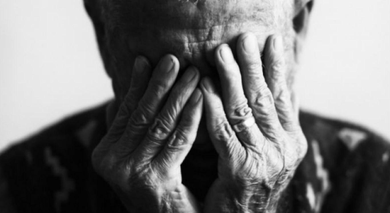 Filho agride pai idoso com socos na cabeça em Apucarana