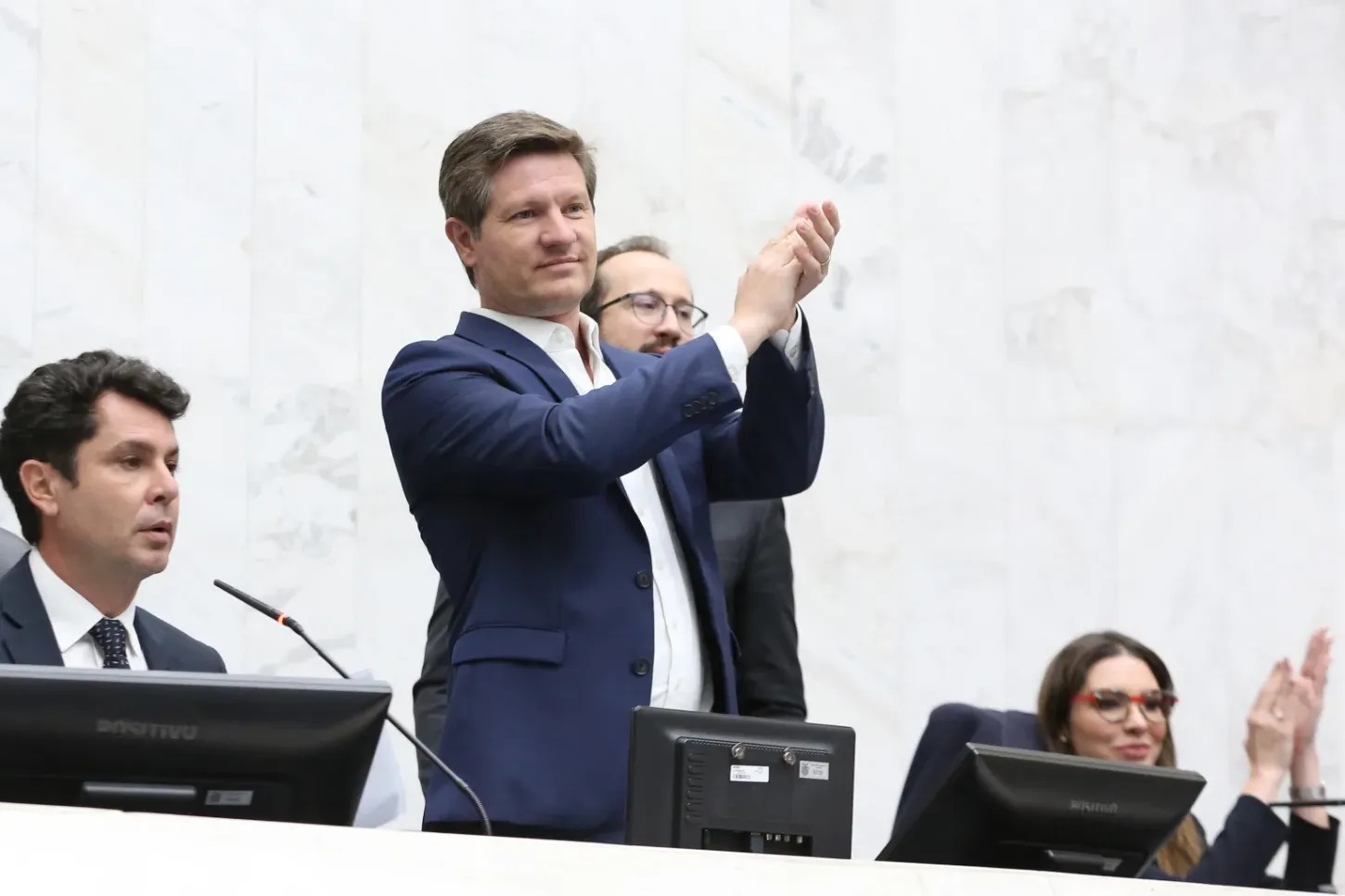 Governo do Paraná reduz taxas de exames para CNH em até 47%