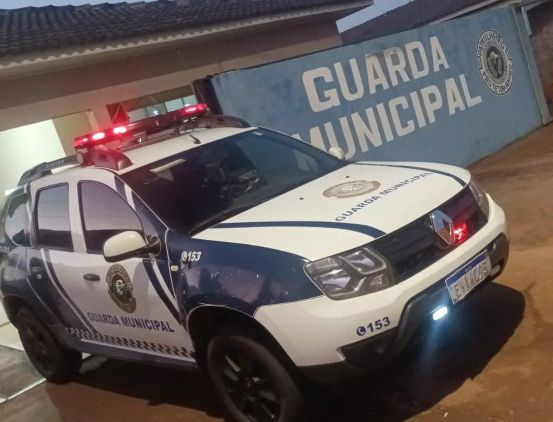 Guarda Municipal de Cruzmaltina prende homem em flagrante por ameaça com faca em caso de violência doméstica