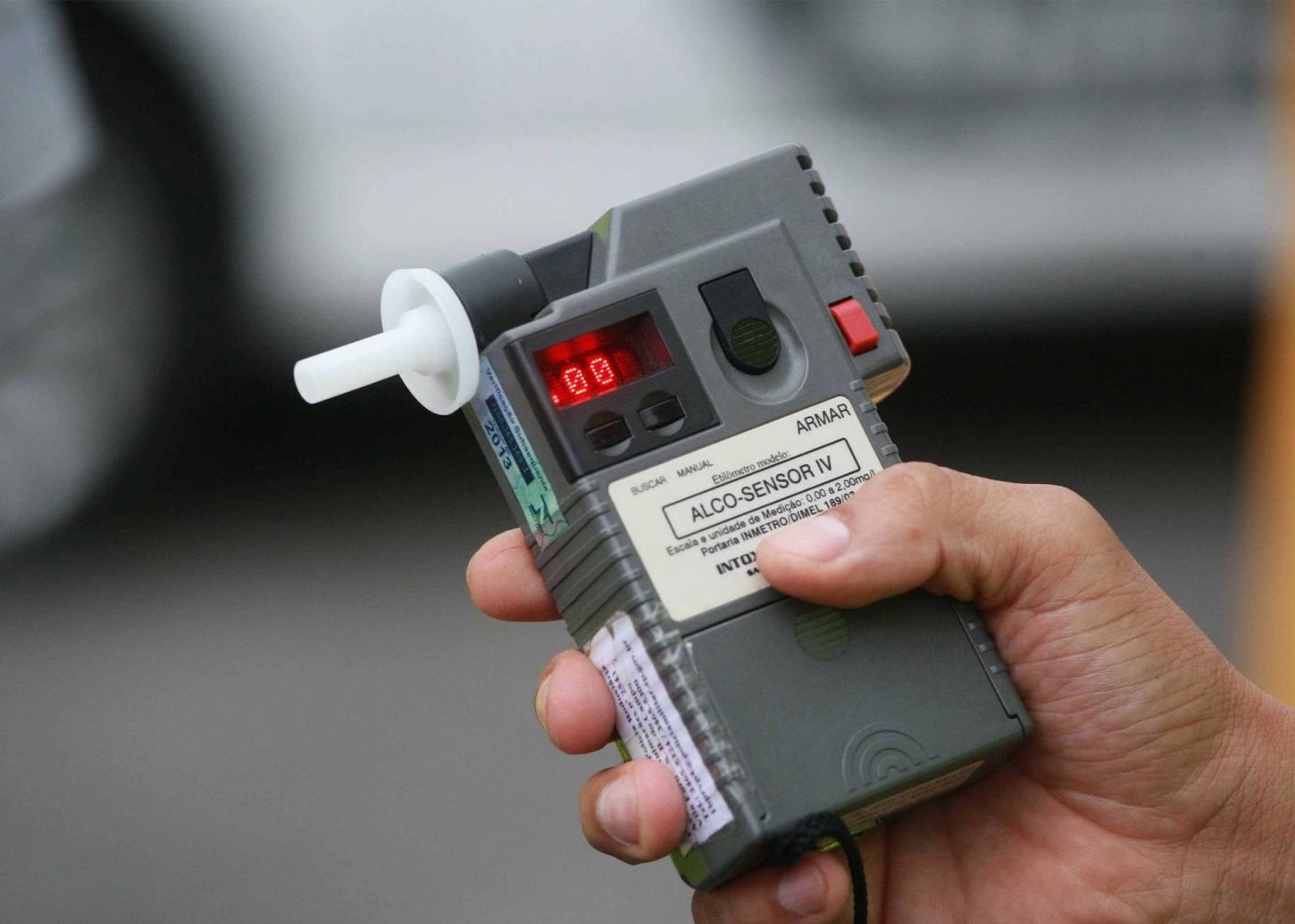 Motociclista embriagado é preso após queda em fuga da polícia em Marilândia do Sul