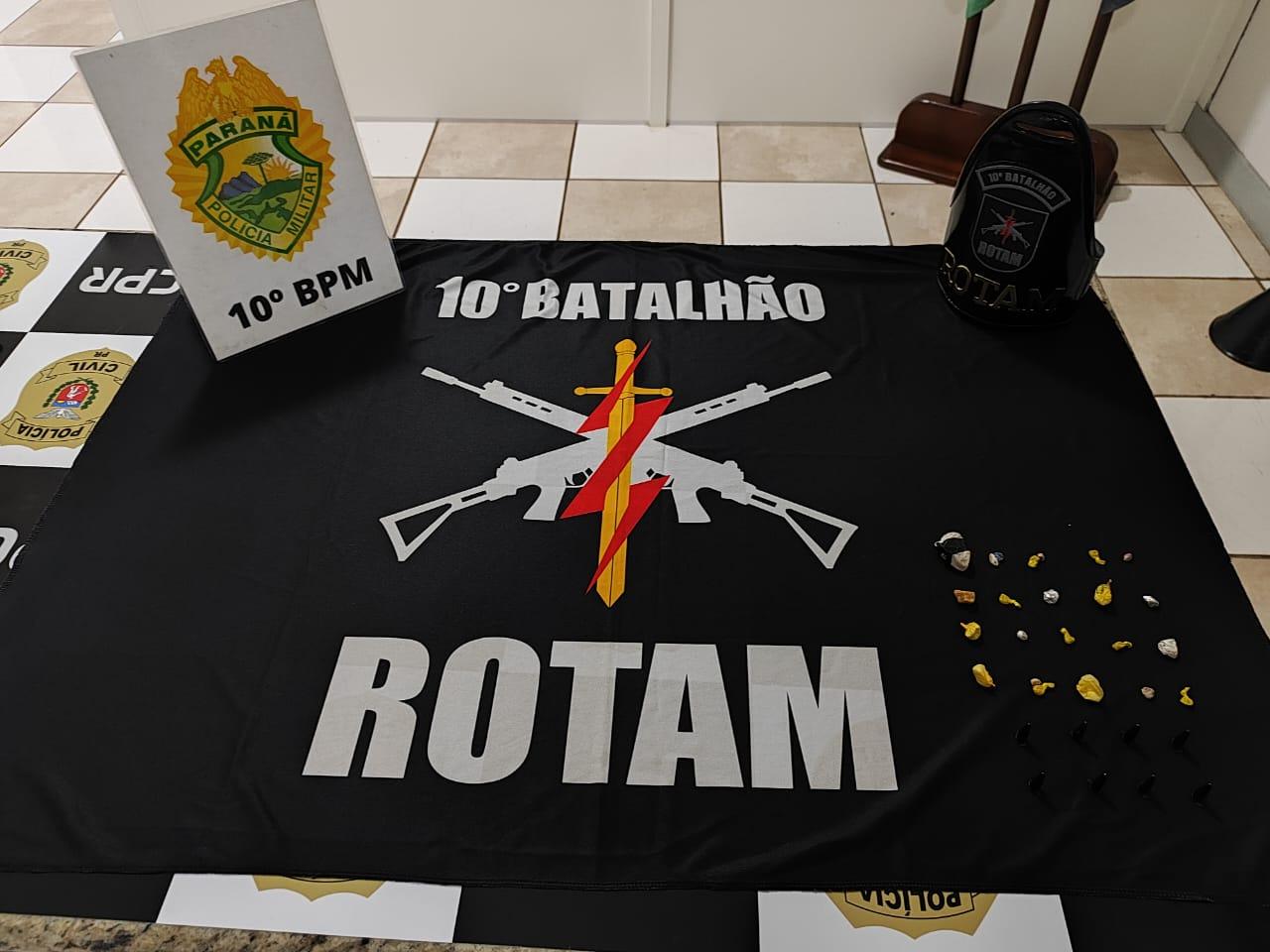 Polícia apreende crack e cocaína em pensão conhecida por tráfico em Apucarana