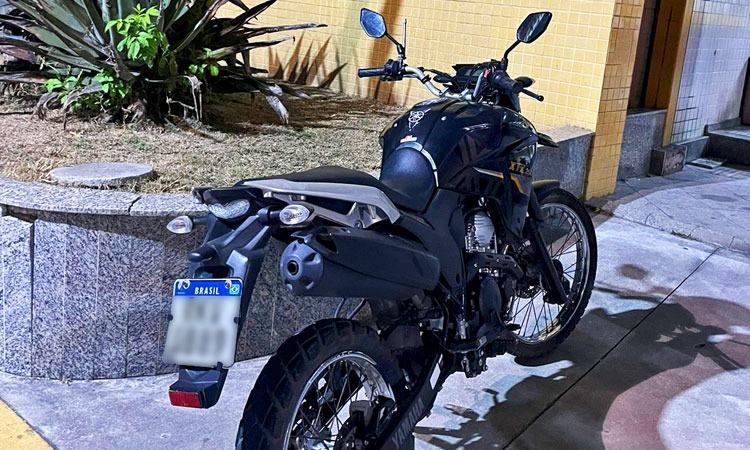 Polícia Militar prende condutor com moto adulterada em Rosário do Ivaí
