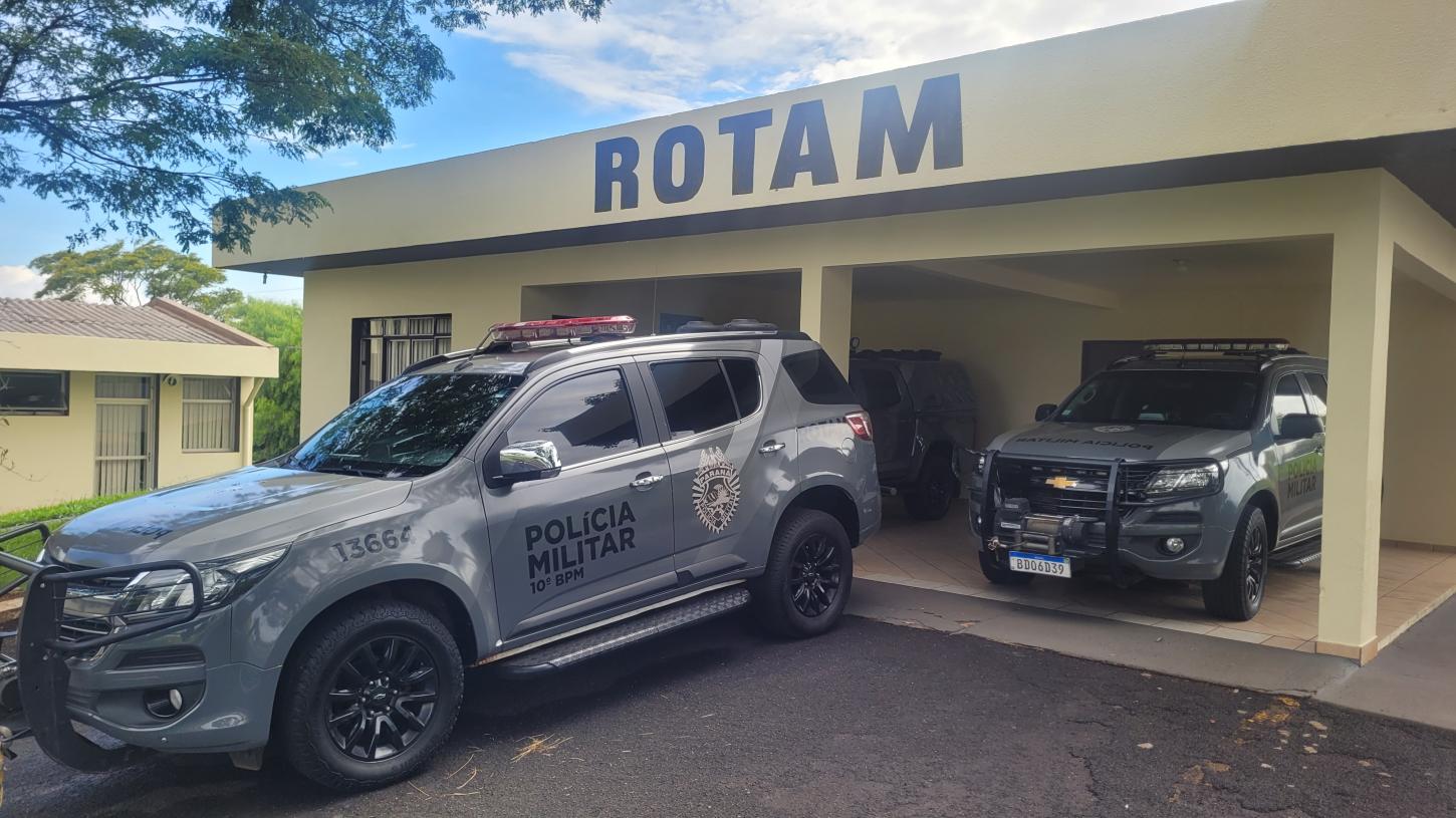 Rotam prende traficante foragido e mulher com drogas em Apucarana
