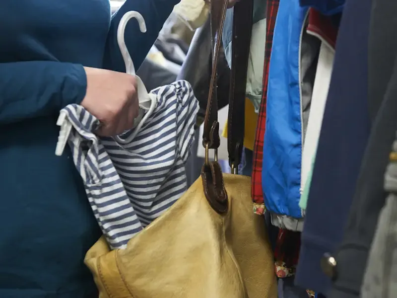 Adolescente de 13 anos é presa em furto em loja de Apucarana