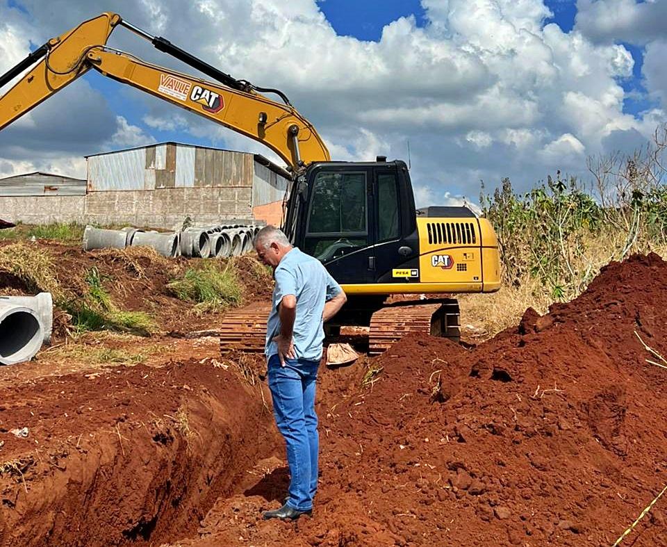 Faxinal inicia obras de pavimentação urbana com investimento de R$ 5,7 milhões   