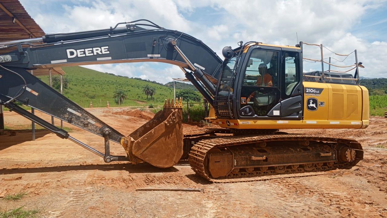 Furto de baterias paralisa escavadeira em Jardim Alegre