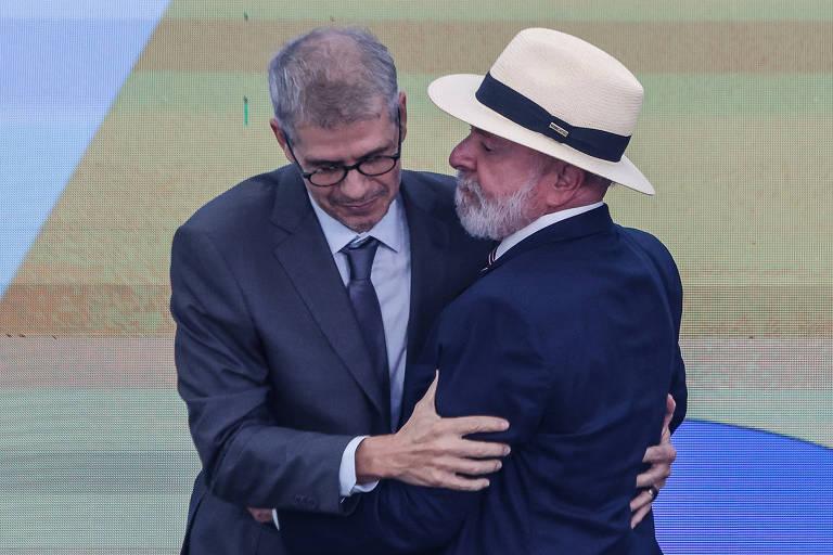 Governo Lula investe R$ 2 milhões em cachês para influenciadores e artistas em campanhas publicitárias